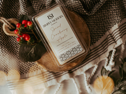 Simply Modern Scents | Spiced Cranberry Apple - Coconut Soy Wax Melt