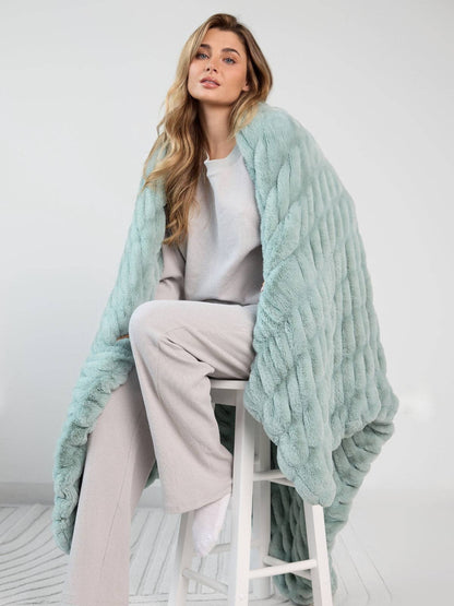 Comfrt Dreamer Blanket – Medium | Ultra-Soft Oversized Plush Blanket