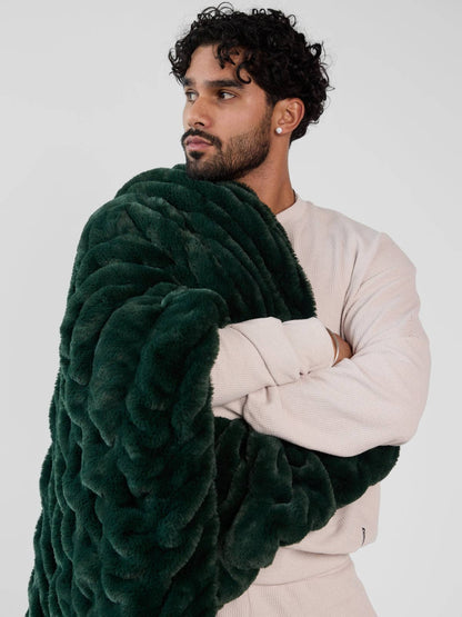 Comfrt Dreamer Blanket – Medium | Ultra-Soft Oversized Plush Blanket